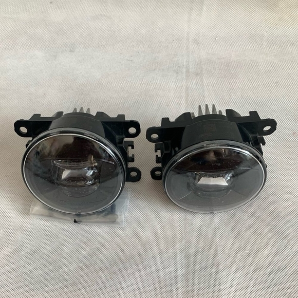 Original ST90 FORD Mustang LED Fog Lights R89VA Lamps Assembly 2015,16,17 Ford M - Picture 3 of 6